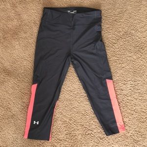 Grey Under armor leggings